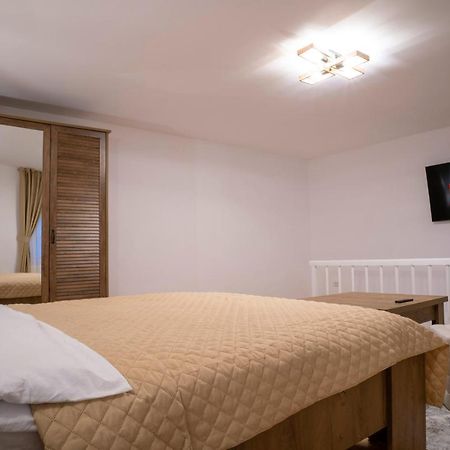 Coban Residence - A4 - Rustic Apartment Braşov Exterior foto